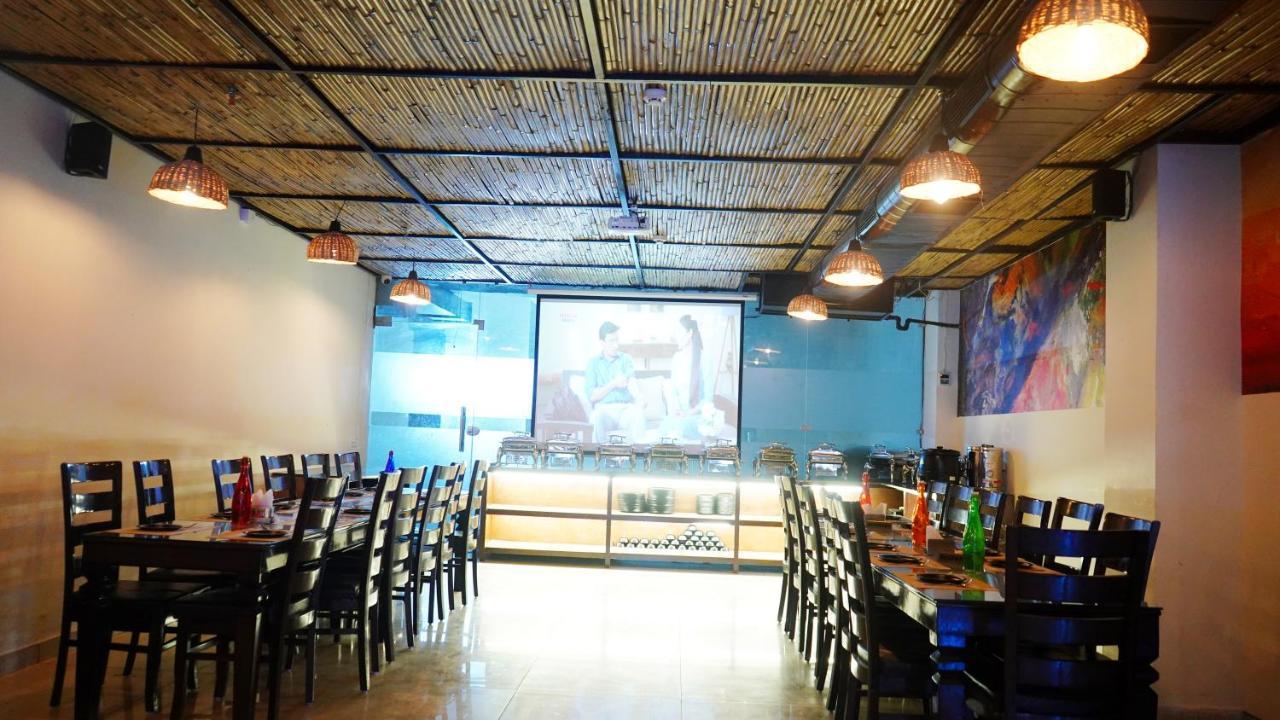 Aa Hotels & Resorts Zirakpur Esterno foto